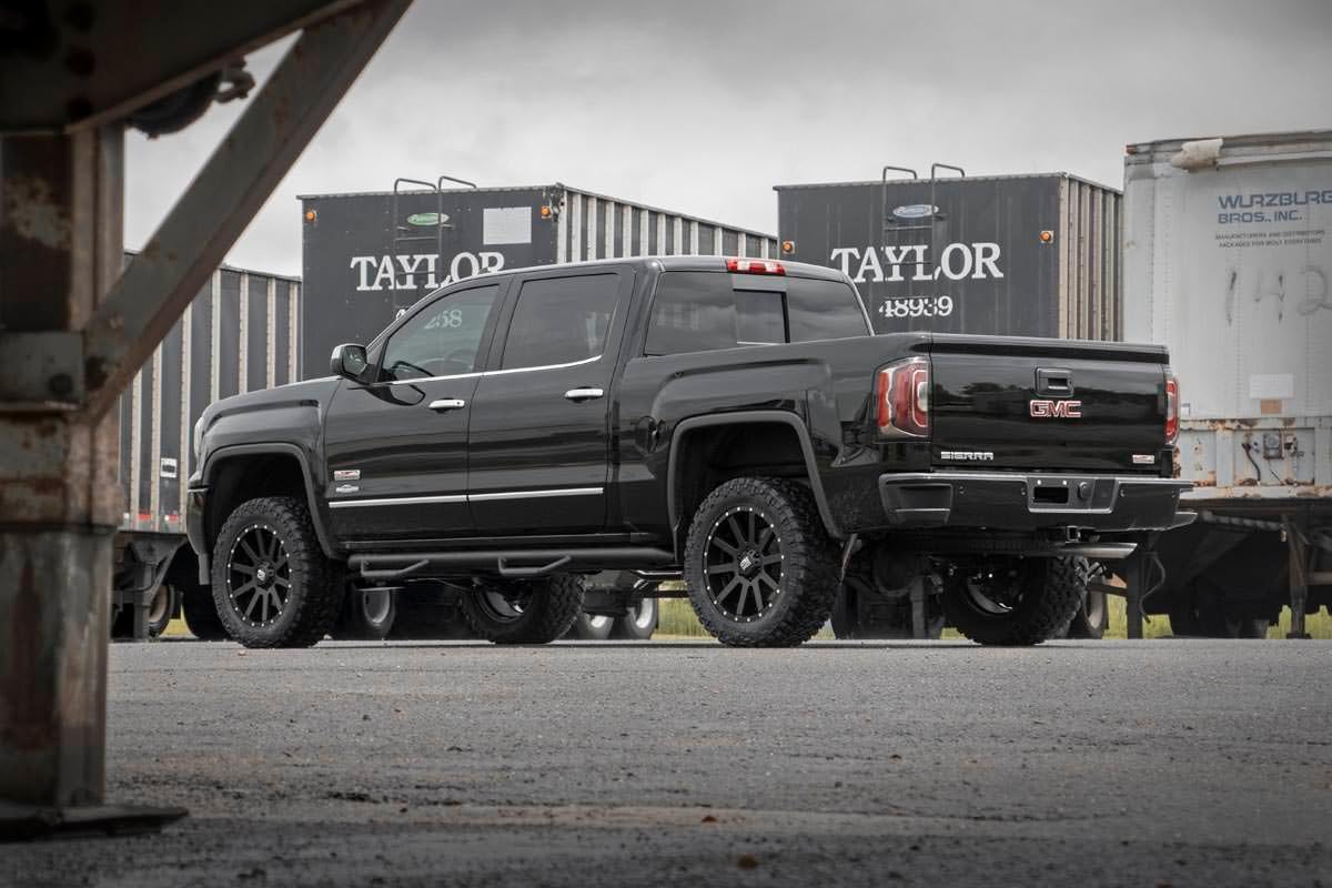 3.5" Lift Kit Rough Country for 2007-2018 Chevy/GMC 1500 2WD - 19831