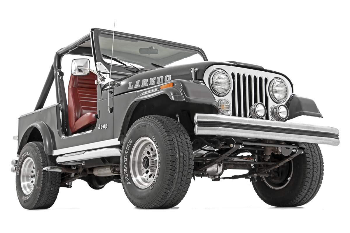Rough Country Shackle Reversal Kit Front for 1976-1993 Jeep CJ 5-5059