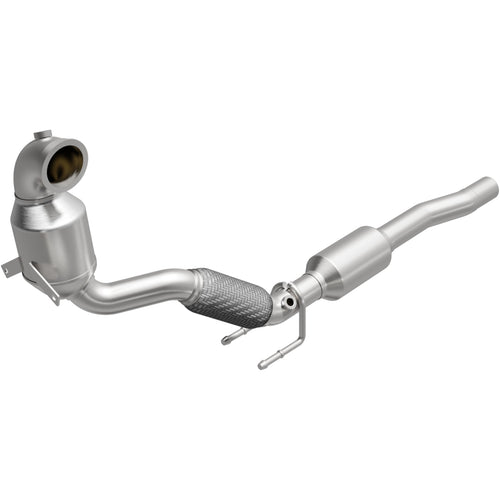 Catalytic Converter MagnaFlow 280134: OEM Grade, Direct Fit, Compatible with 2016-2018 Volkswagen Jetta (Federal/EPA Compliant)