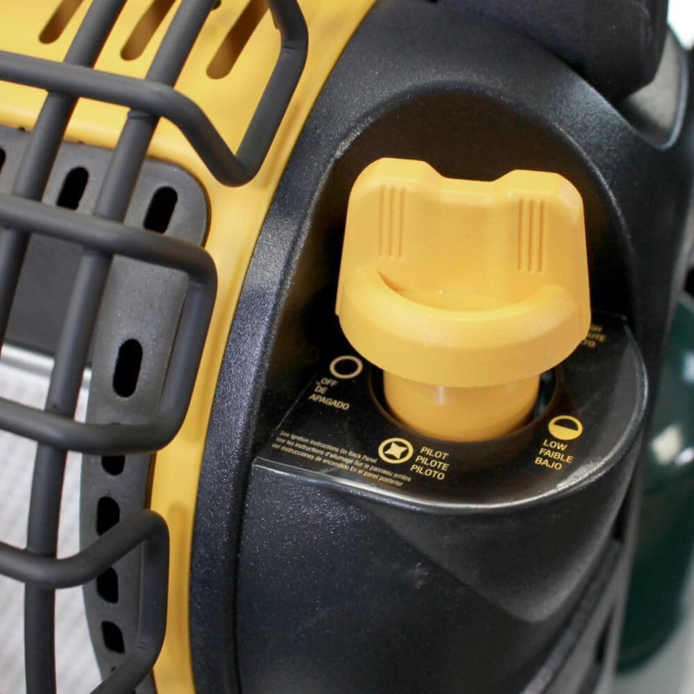 12,000 BTU DEWALT Cordless Portable Propane Radiant Heater