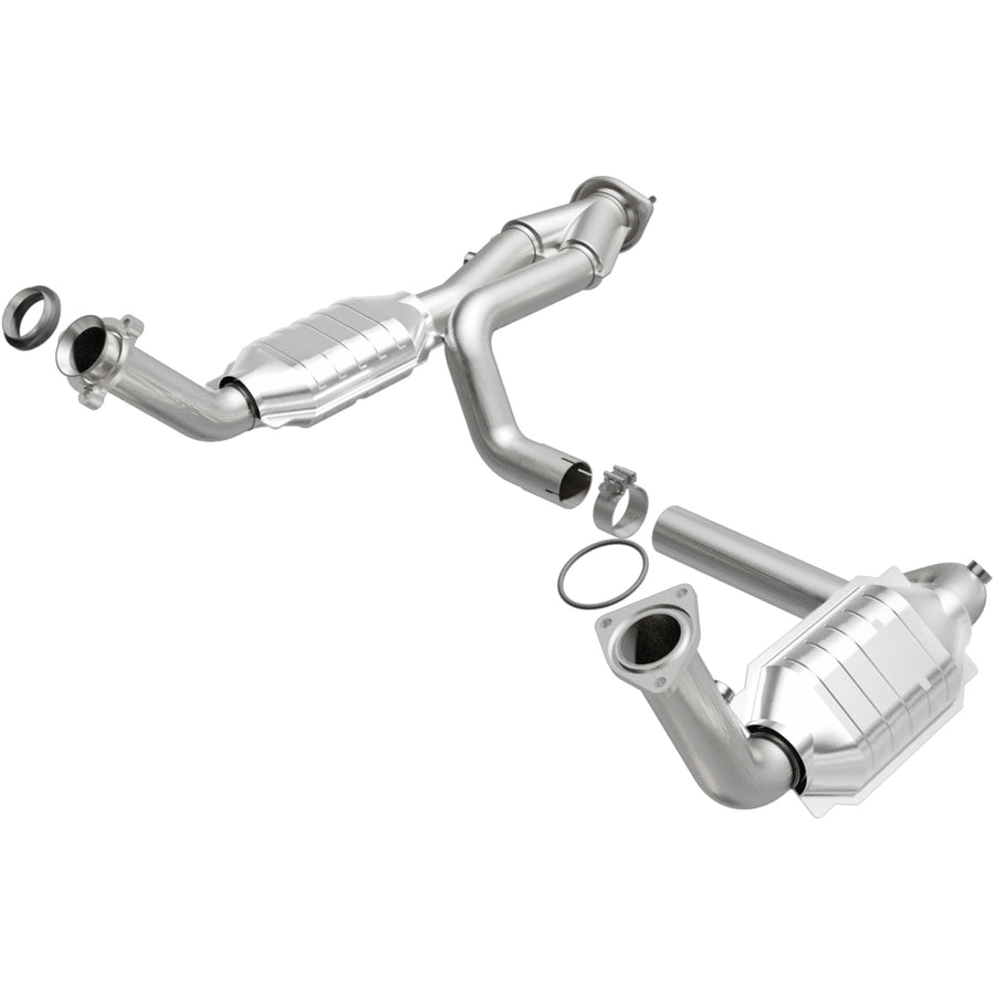 MagnaFlow 51097 Catalytic Converter: OEM Grade, Direct-Fit, For 1999-2006 Chevrolet Silverado 1500, For 2000-2006 Chevrolet Tahoe (EPA Compliant)