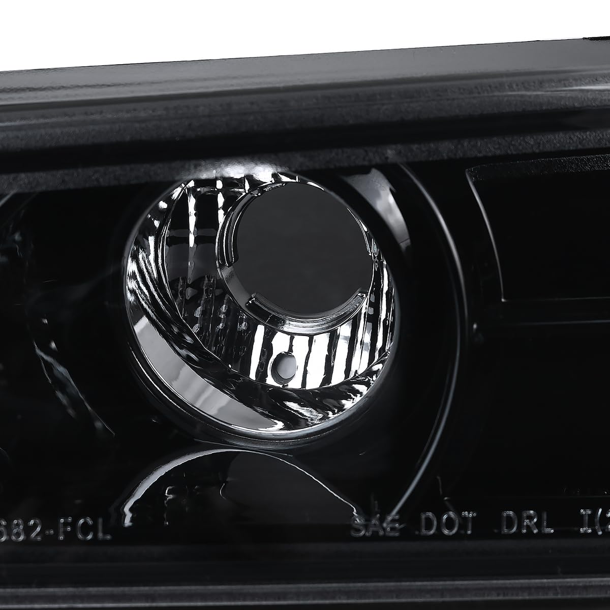 Glossy Black Smoke LED Halo Projector Headlights + Bumper Lights SPEC-D TUNING Compatible with 2004-2012 Chevy Colorado, 2004-2012 GMC Canyon, Left + Right Pair Headlamps Assembly
