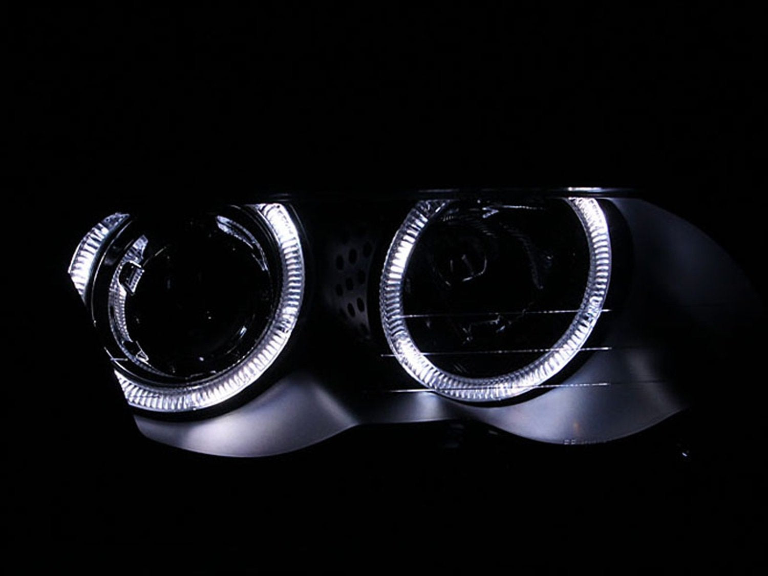BMW 330xi Anzo USA 121261 Projector Halo Black Clear Headlight Assembly - (Sold in Pairs)