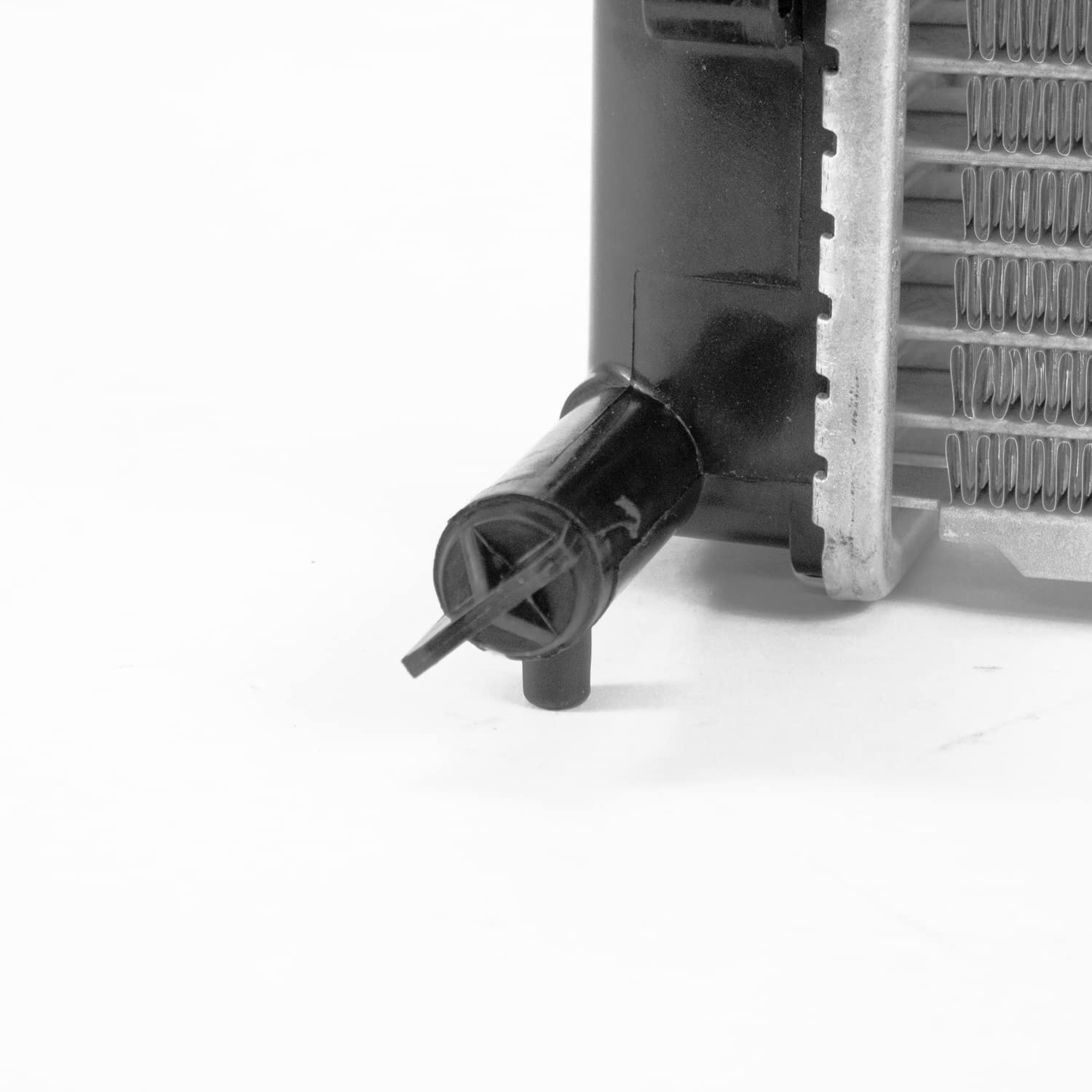 Compatible TYC 2690 Radiator with 2003-2009 Lexus GX 470