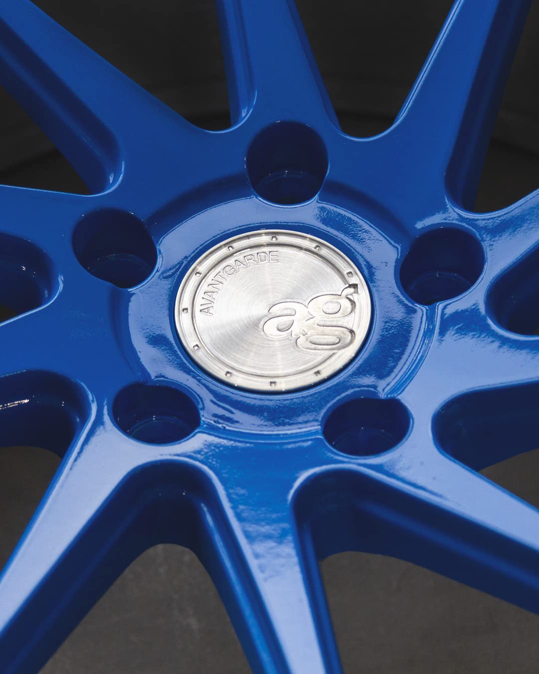 Sprayable Superwrap Vinyl Wrap for Wheels & Accessories - 11oz Spray Can/Paint - High Gloss - Lemans Blue (Requires a White Base Coat)