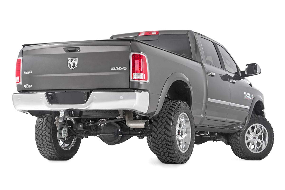 2.5" Rough Country Lift Kit w/M1 Shocks for 2014-2018 Ram 2500 4WD | Gas - 31840