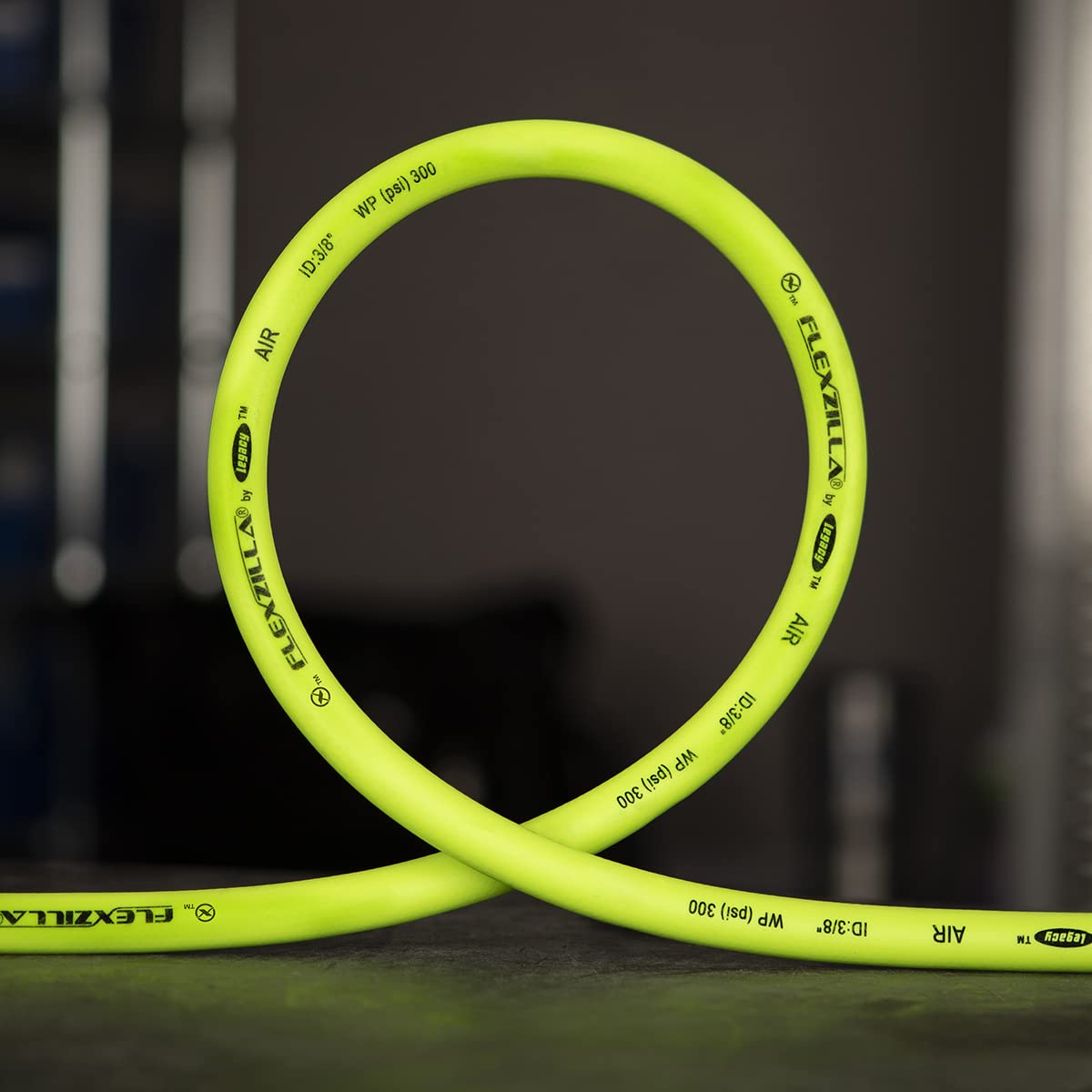 Air Hose Flexzilla, 1/2 in. x 100 ft., 3/8 in. MNPT Fittings, Heavy Duty, Lightweight, Hybrid, ZillaGreen - HFZ12100YW3
