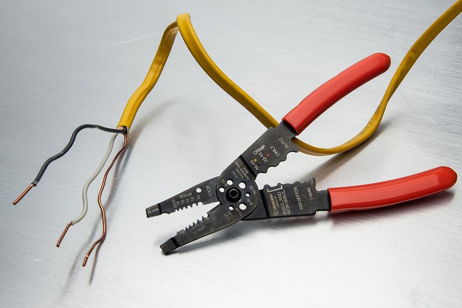 Crescent 8WSCCDG Wire Stripper Crimper Cutter Dipped - 8"