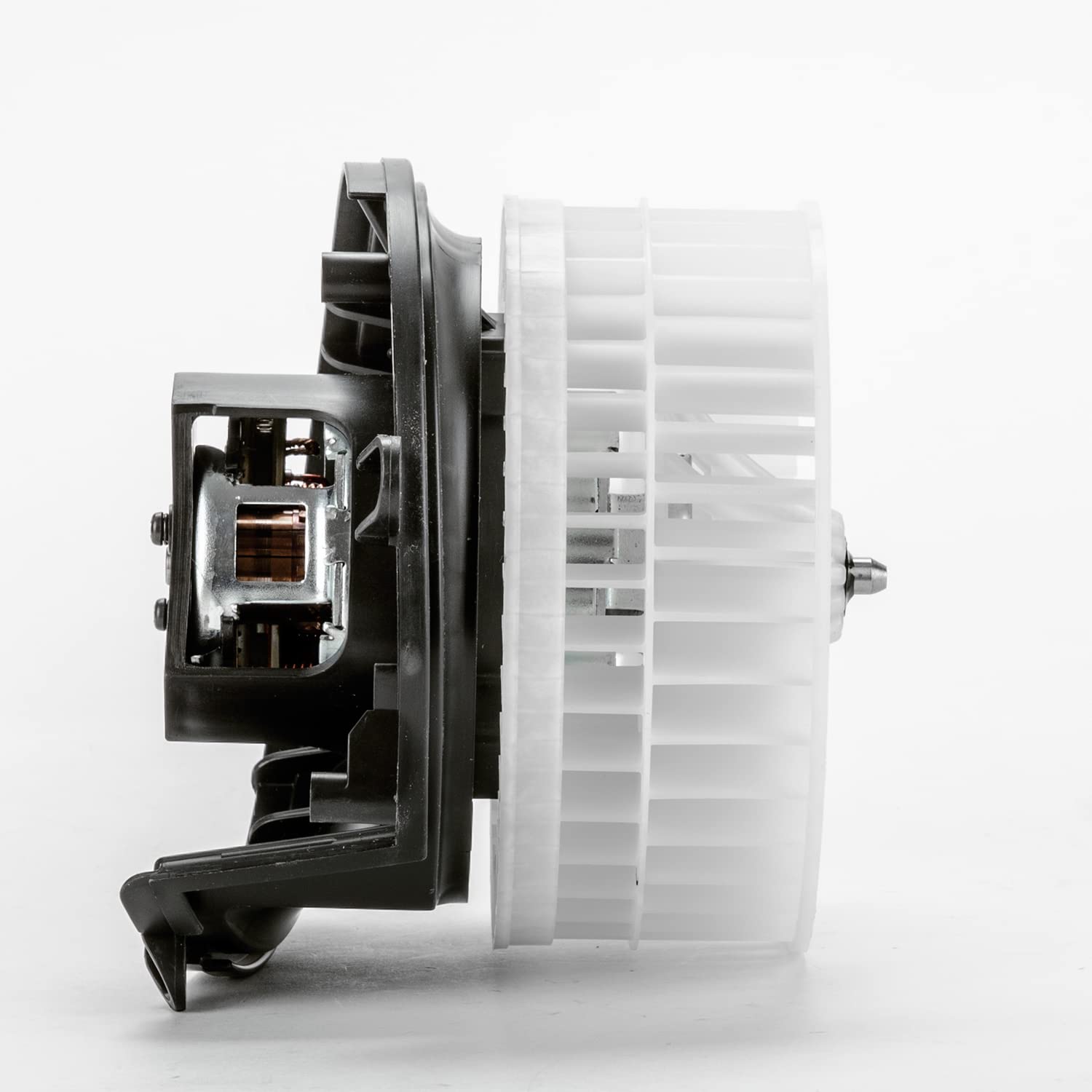 Mercedes Benz TYC 700189 Replacement Blower Assembly