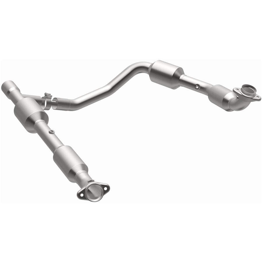 Catalytic Converter MagnaFlow 5582167: California Grade, Direct Fit, Compatible with 2006 Ford E-250, 2004-2005 Ford E-150 Club Wagon, and More (CARB Compliant)