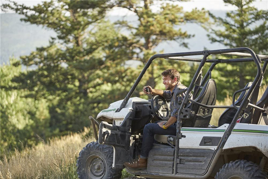 MXT115 – Midland - 15 Watt GMRS MicroMobile Two Way Trails Radio - Off Roading Outdoor RZR Farm - 8 Repeater Channels Extended Range - External Magnetic Mount Antenna - NOAA Weather Alerts