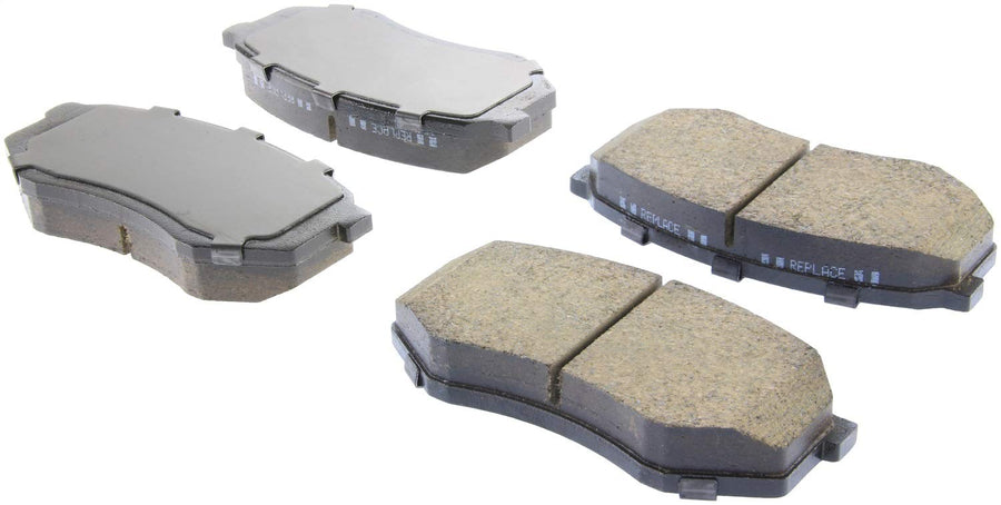 Front StopTech 308.04330 Brake Pads with Shims and Hardware Street