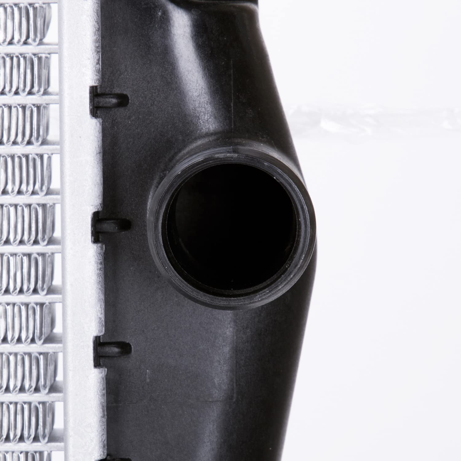 Cv Cvler TYC 02-04/01-04 Pt Sunfr 2.2L 16V At 1R Pa Rad