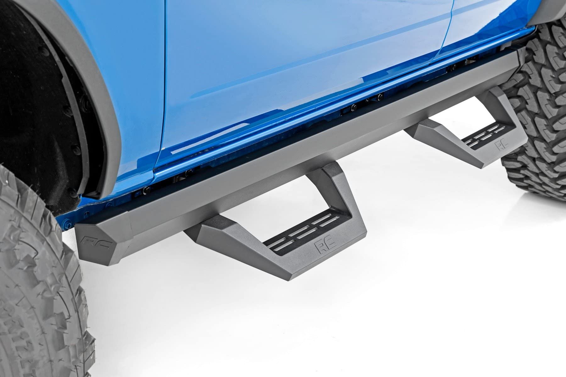 Rough Country Adjustable SRX2 Aluminum Steps for Ford Bronco (2021-2025) 4-Door - Modular Running Boards with Slide-Adjust Steps