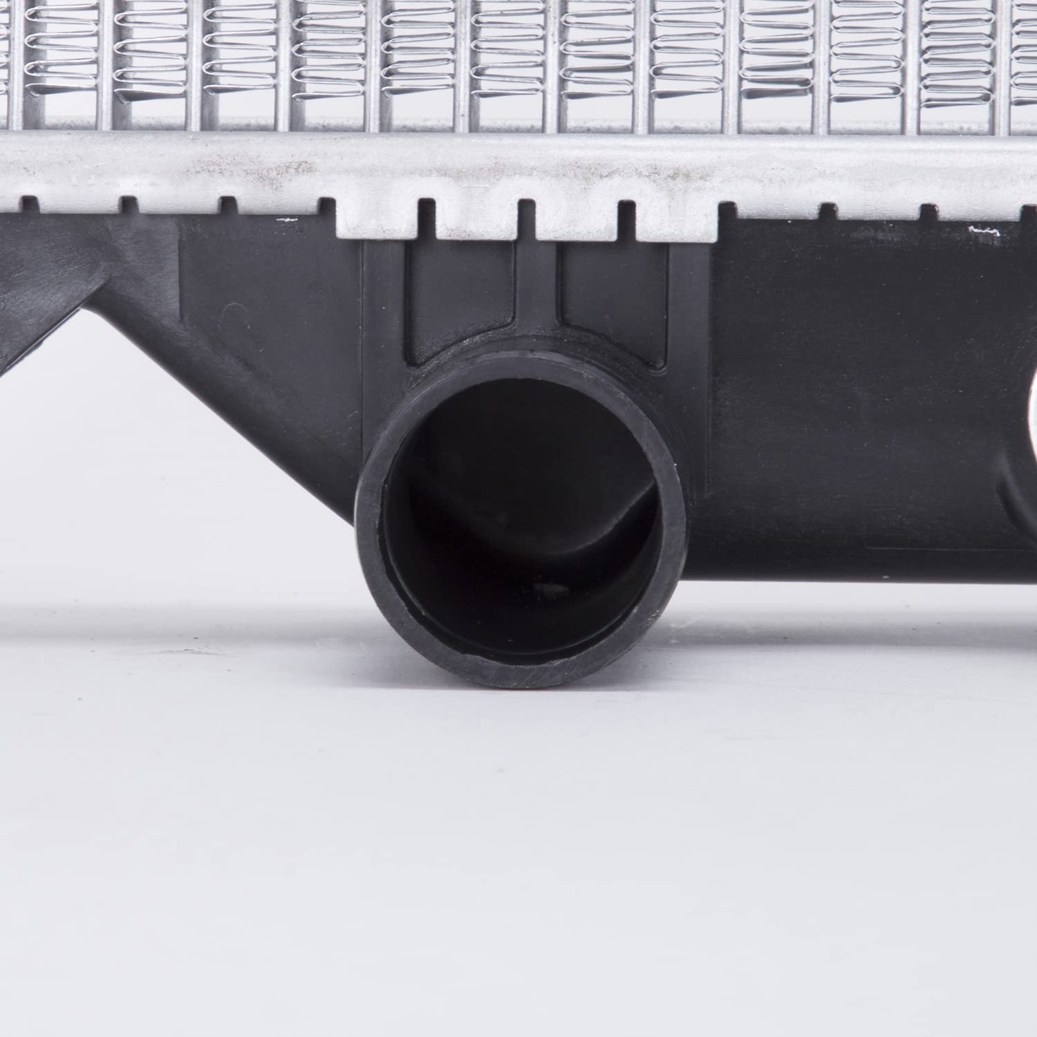 1998 TYC Radiator Compatible with 1996-2002 Toyota 4 Runner