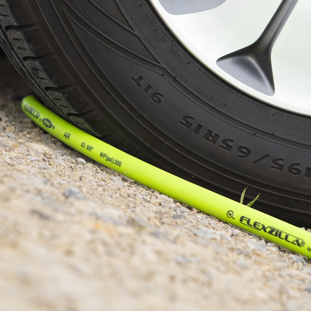 Air Hose Flexzilla, 1/4 In. x 100'., 1/4 In. MNPT Fittings, Heavy Duty, Lightweight, Hybrid, Zillagreen - HFZ14100YW2