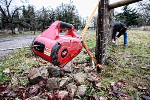 PullzAll WARN 885005 Cordless 24V DC Portable Electric Winch with Steel Cable and 2 Rechargeable Battery Packs: 1/2 Ton (1,000 lb) Pulling Capacity, red
