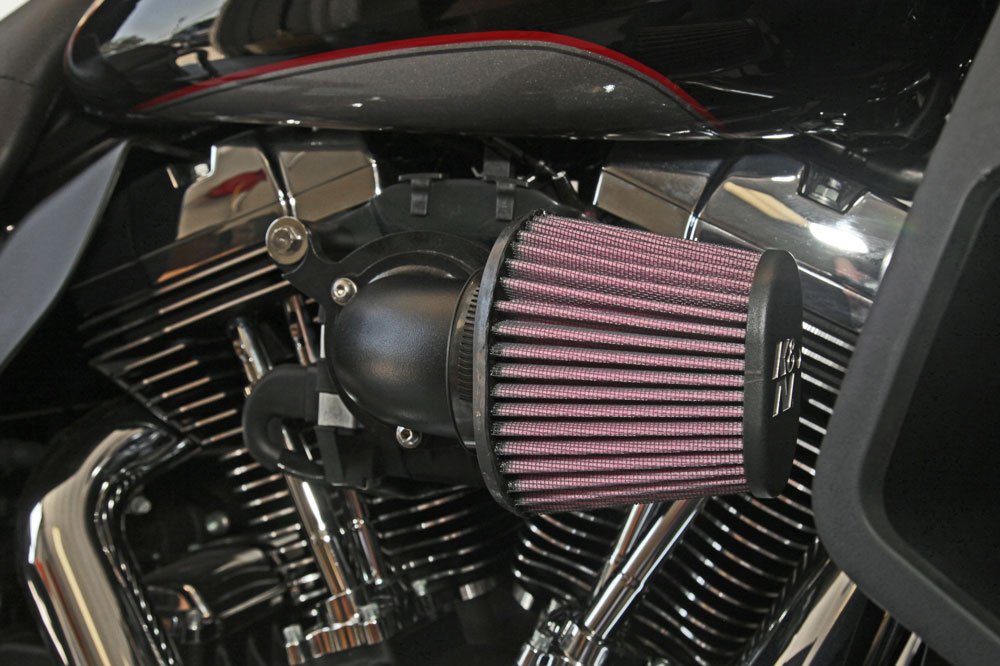 Performance K&N Intake Kit 63-1131