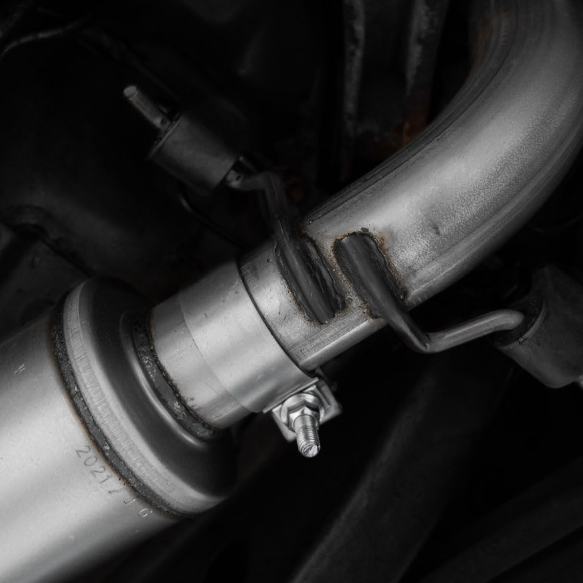 MBRP 99-04 Ford Mustang GT 4.6L Dual Split Rear 2.5in. Cat Back w/ 3.5in. Blk. Dual Wall Tips - S7221ALBT