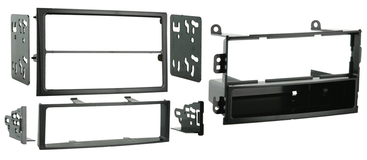 Metra Electronics - 2003-2005 Nissan 350Z (99-7402) Metra Radio Install Kits (997402)