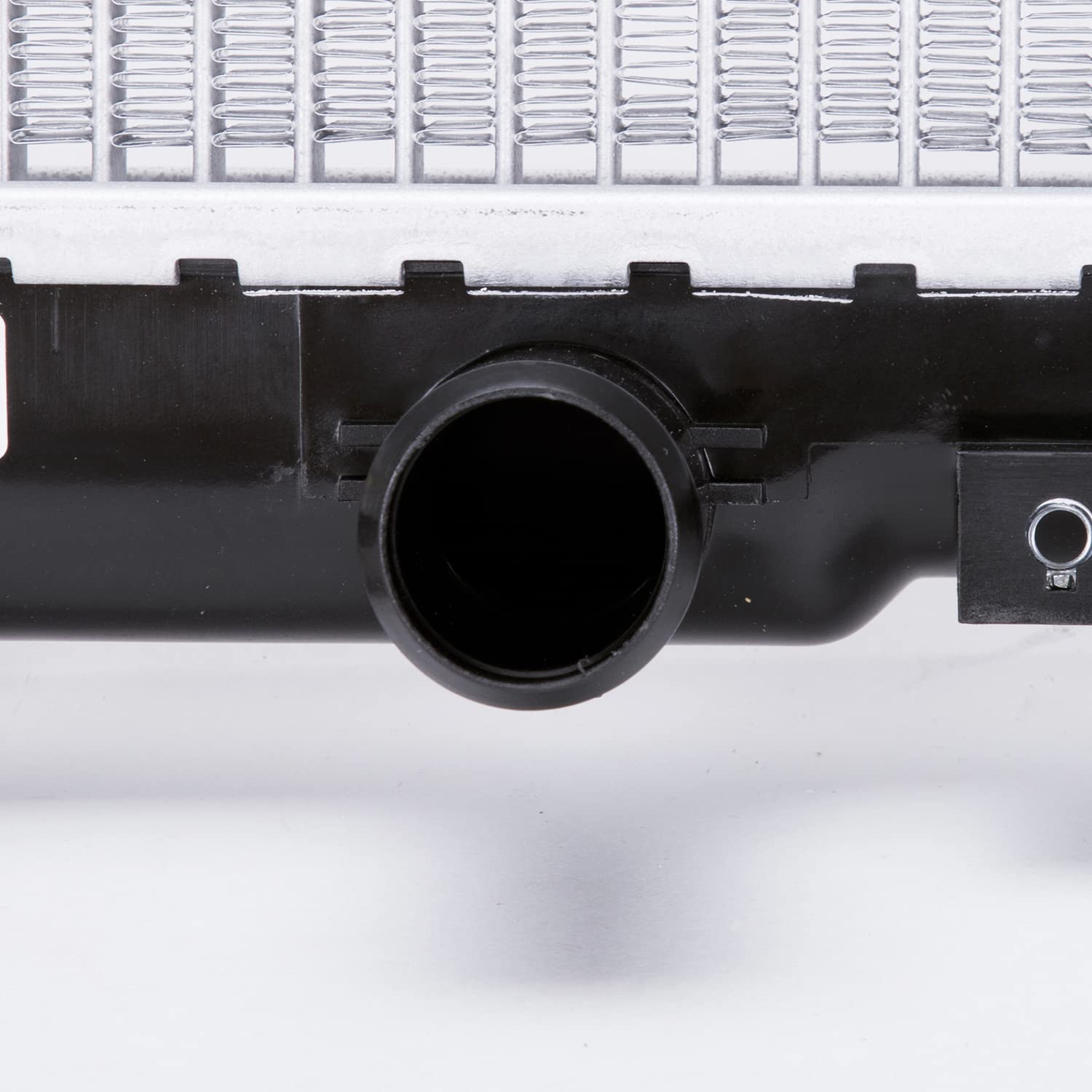 Radiator TYC 2198 Compatible with 1998-2002 Toyota Corolla