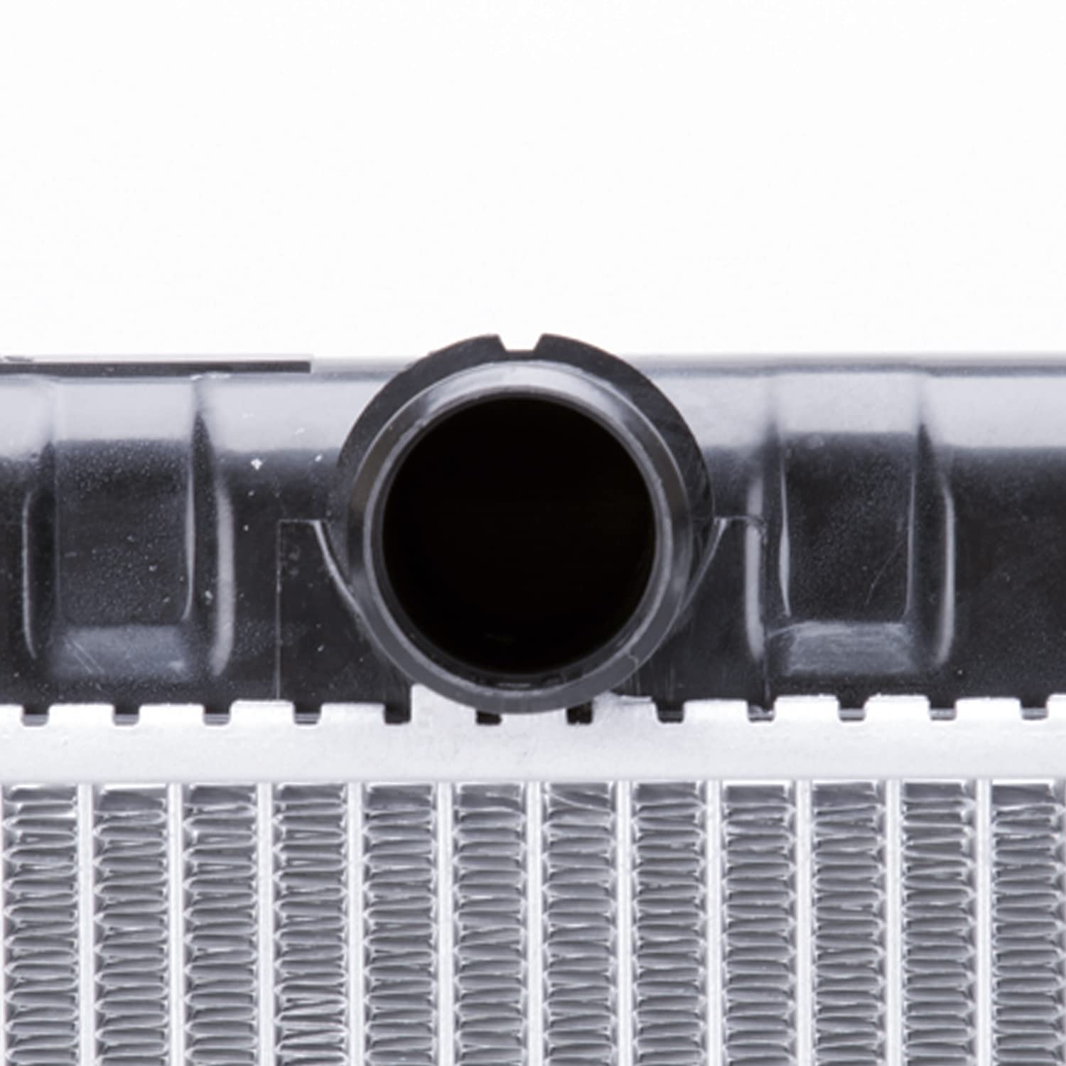Radiator TYC 2578 Compatible with 2003-2007 Nissan Murano