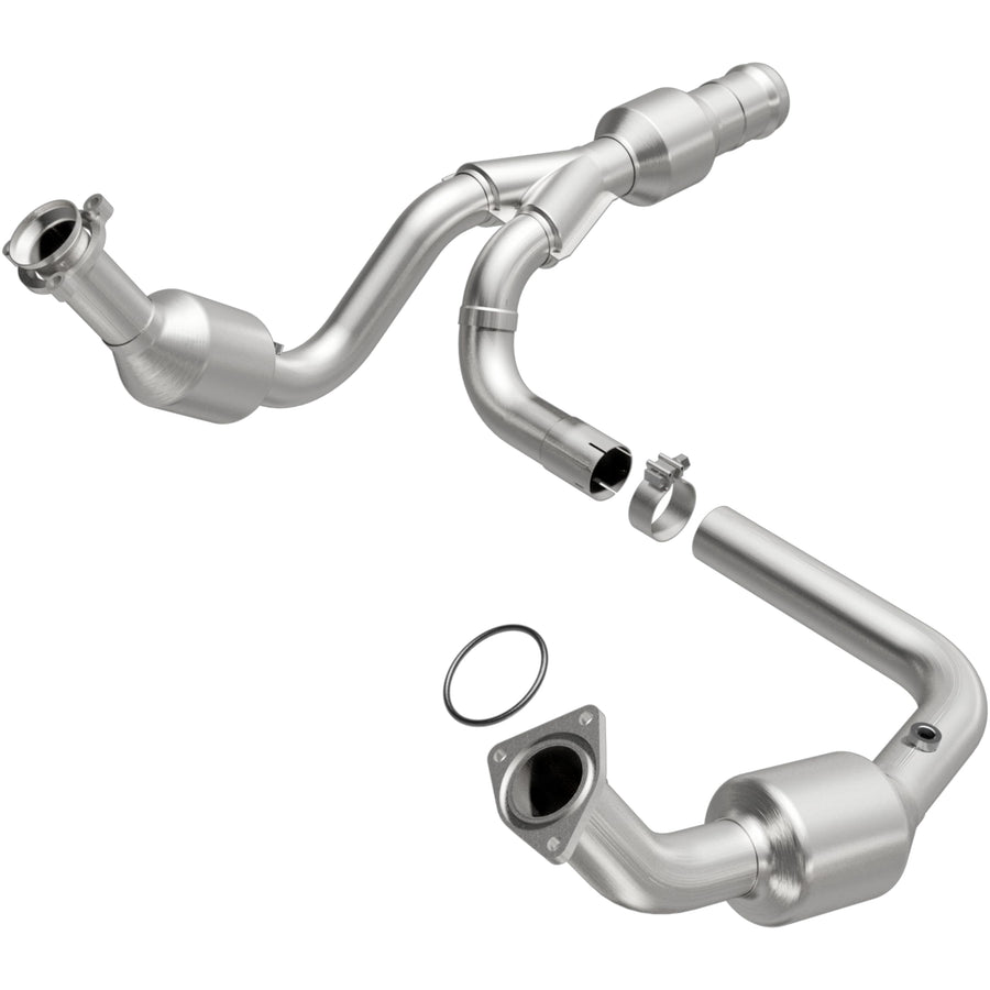 MagnaFlow Catalytic Converter 52616: Direct-Fit, OEM Grade, For 2011-2014 Cadillac Escalade, For 2011-2013 Chevrolet Silverado 1500, For 2011-2013 Sierra 1500 (EPA Compliant)