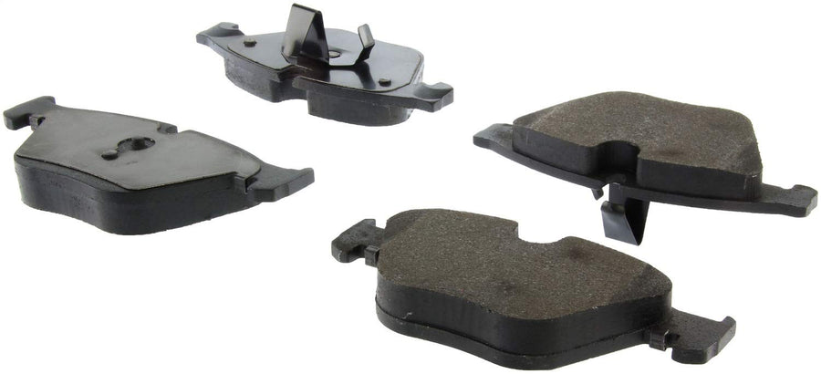 Street Select StopTech Brake Pads with Hardware 305.15050