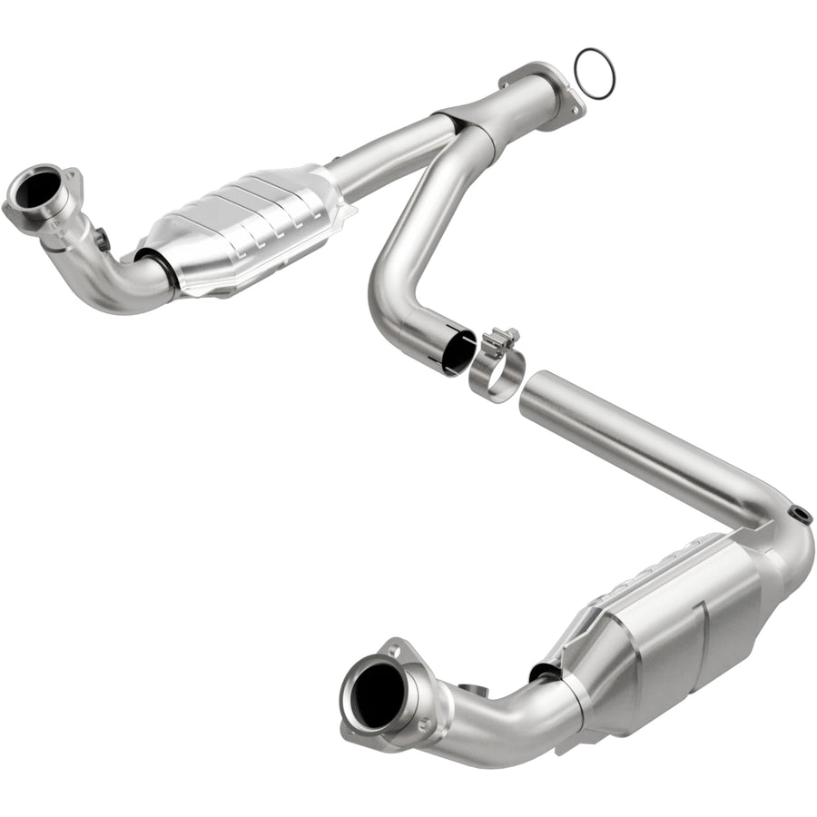 MagnaFlow 49644 Catalytic Converter: OEM Grade, Direct-Fit, For 2007-2010 Chevrolet Silverado 2500 HD, For 2007-2010 GMC Sierra 2500 HD (EPA Compliant)