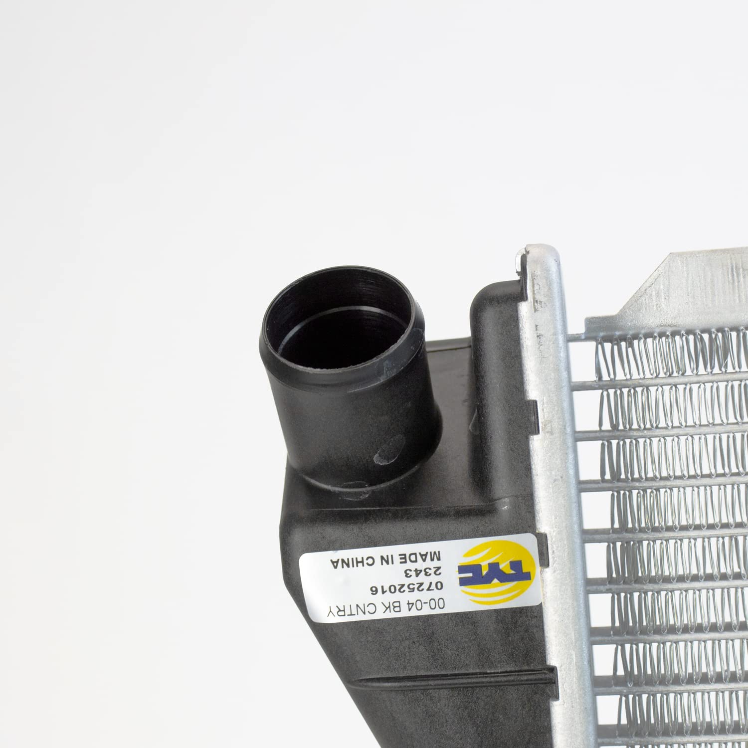 Radiator TYC 2343 Compatible with 2000-2004 Buick Century