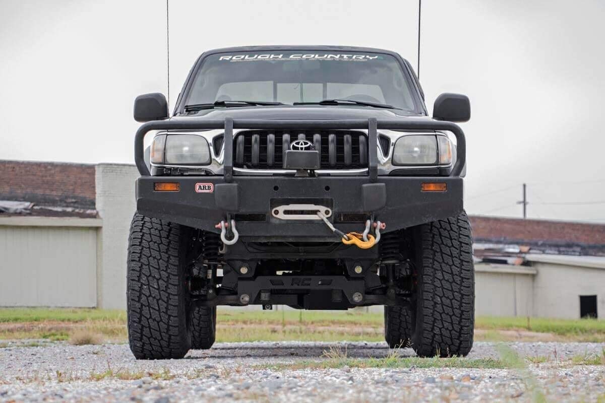 6" Suspension Lift Kit Rough Country for Toyota Tacoma (1996-2004) - Strut Spacers & N3 Rear Shocks