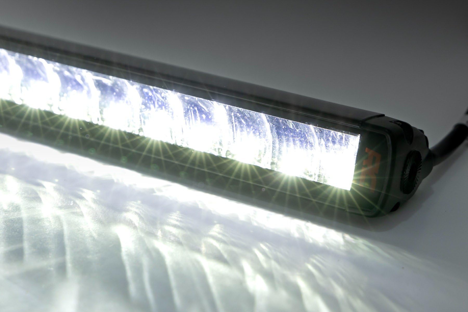 20" Rough Country Spectrum Series LED Light Bar - 105W, 9450 Lumens, 5W Osram LEDs, Combo Spot & Flood Beam, Built for Rugged Off-Road Use