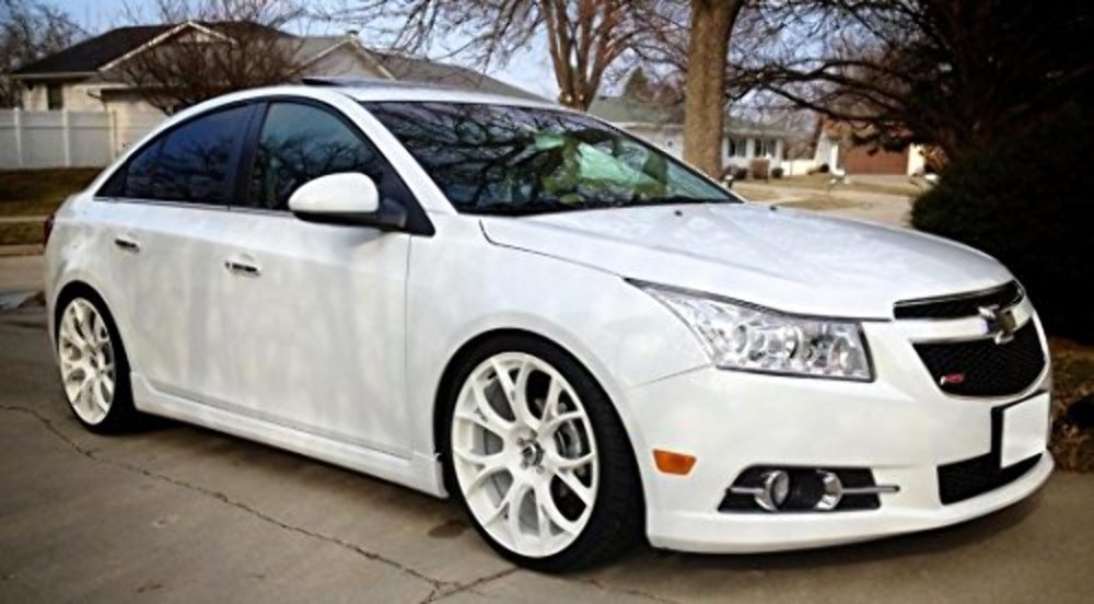 White Motegi Racing MR126 Wheel with Milled Accents (20x8.5"/5x120mm, +38mm offset)
