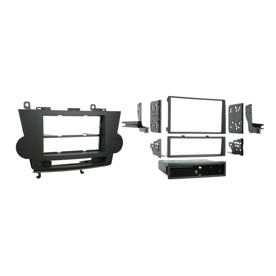 Metra Single/Double DIN 99-8222BR Installation Kit for 2008-2009 Toyota Highlander Vehicles, Brown