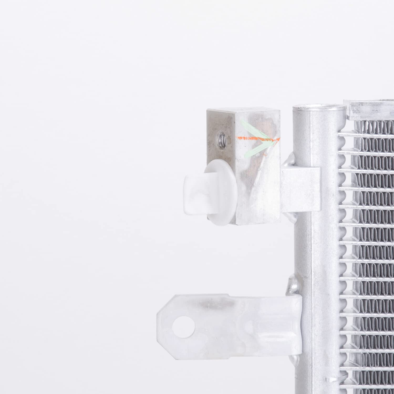 A/C TYC Condenser - 3424