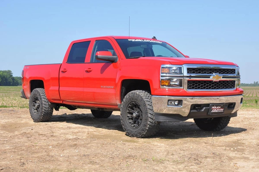 2.5" Rough Country Leveling Lift Kit w/M1 Struts for 07-16 Chevy/GMC 1500-1340