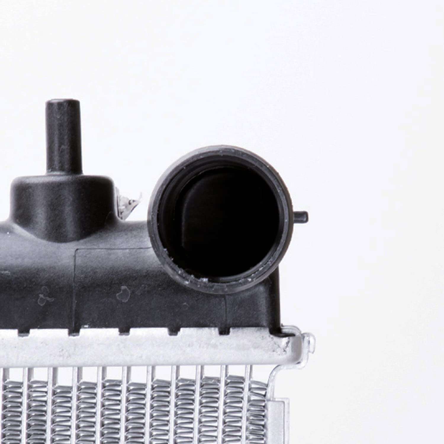 Radiator TYC 13348 Compatible with 2013-2018 Nissan Pathfinder
