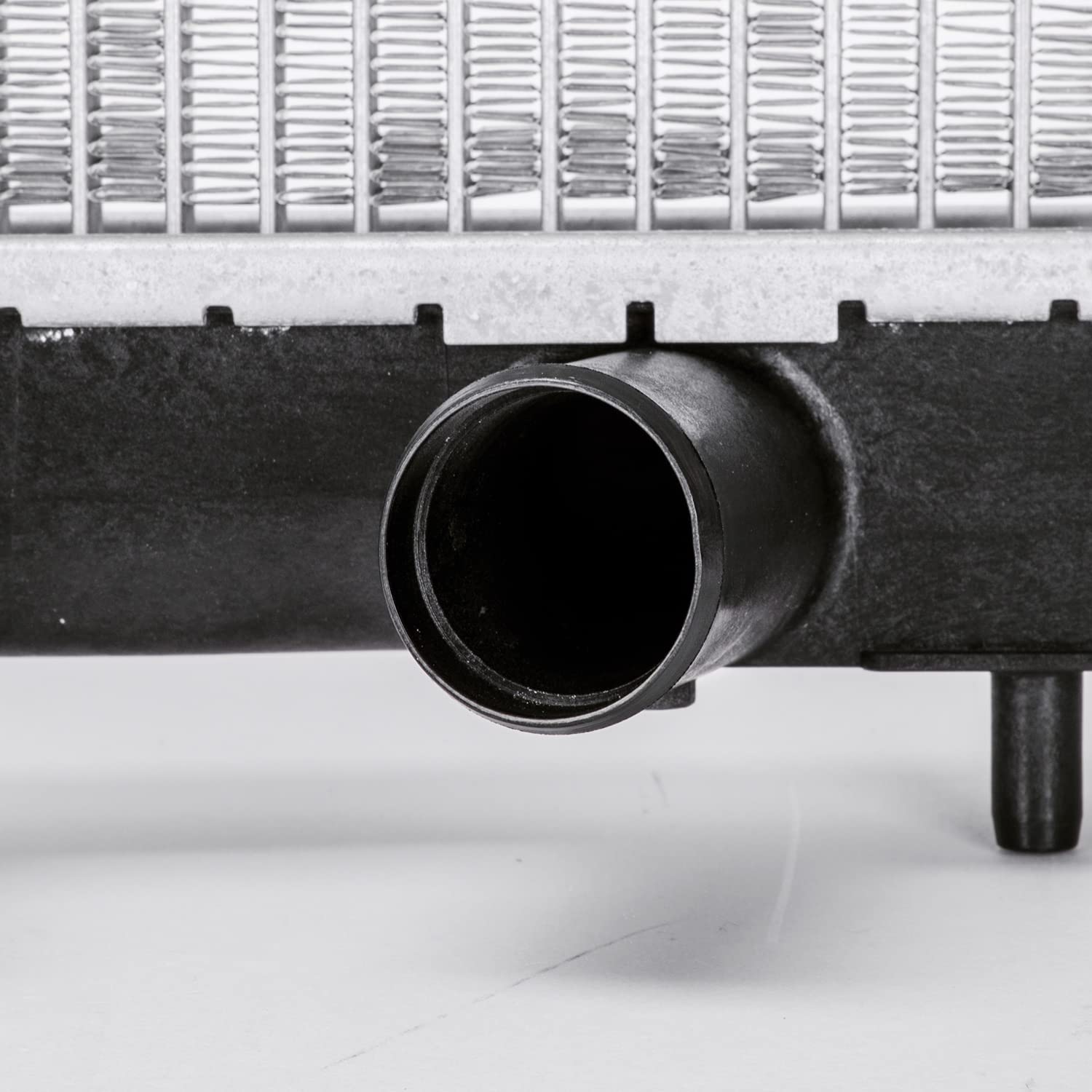 Radiator TYC 2363 Compatible with 2000-2001 Dodge Neon