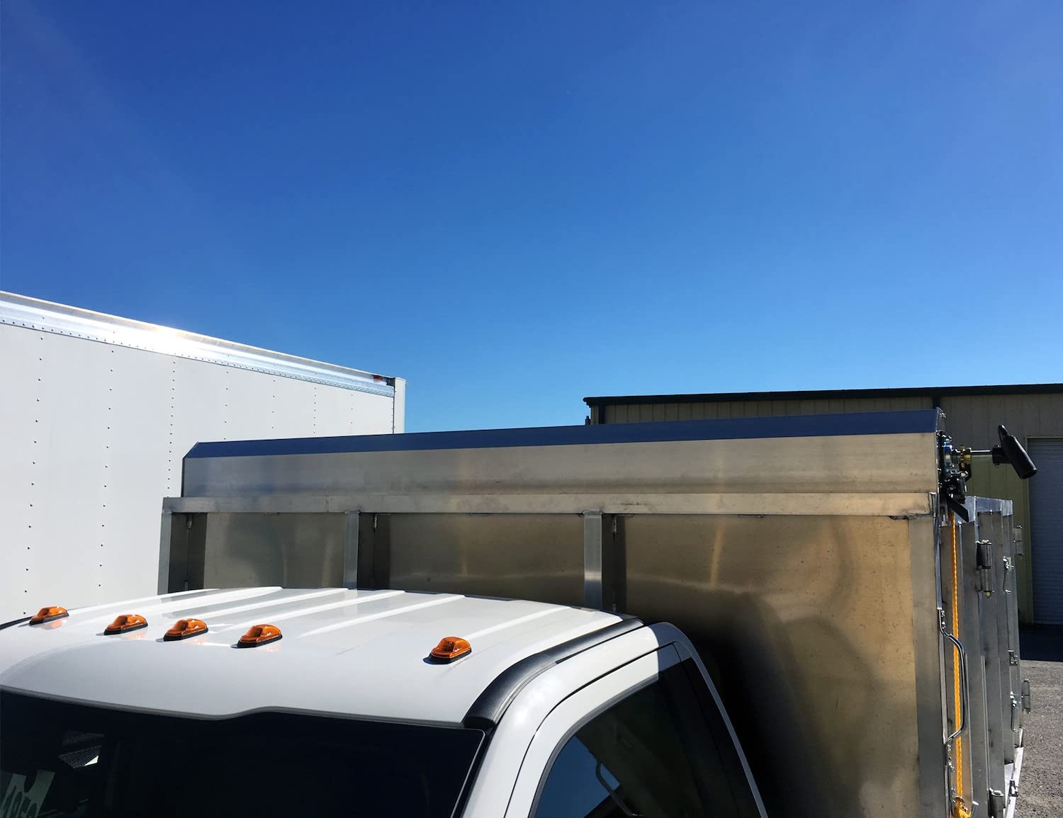 Buyers Products TDH7512 Aluminum Tarp System With Mesh Tarp And Deflector Housing, 7-1/2 FT X 12 FT, Dump Body Tarp Kit, Dump Trailer Accessories, Dump Body Accessories