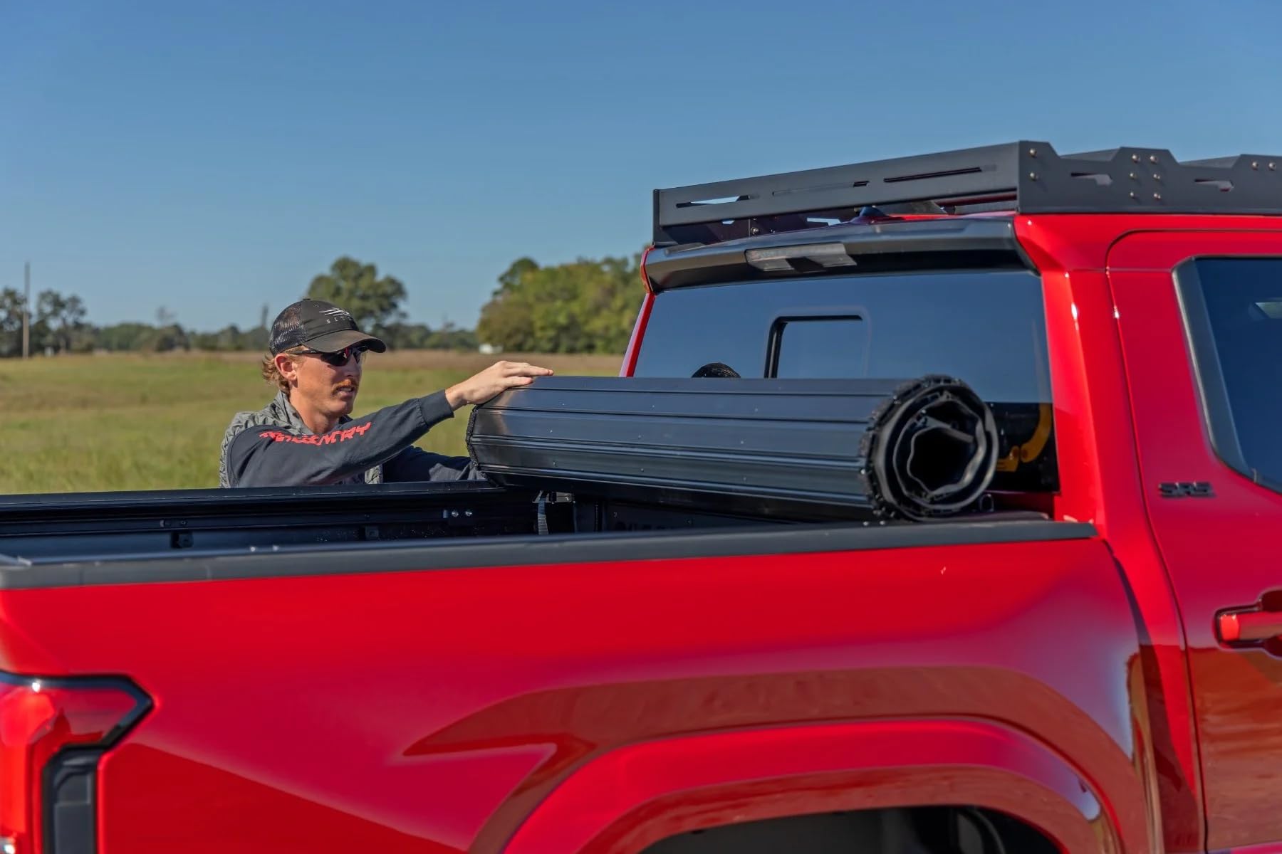 Rough Country Tonneau Cover Hard Roll-Up for Toyota Tacoma (2024-2026) - Aluminum Truck Bed Cover, Fits 5' Bed (60")