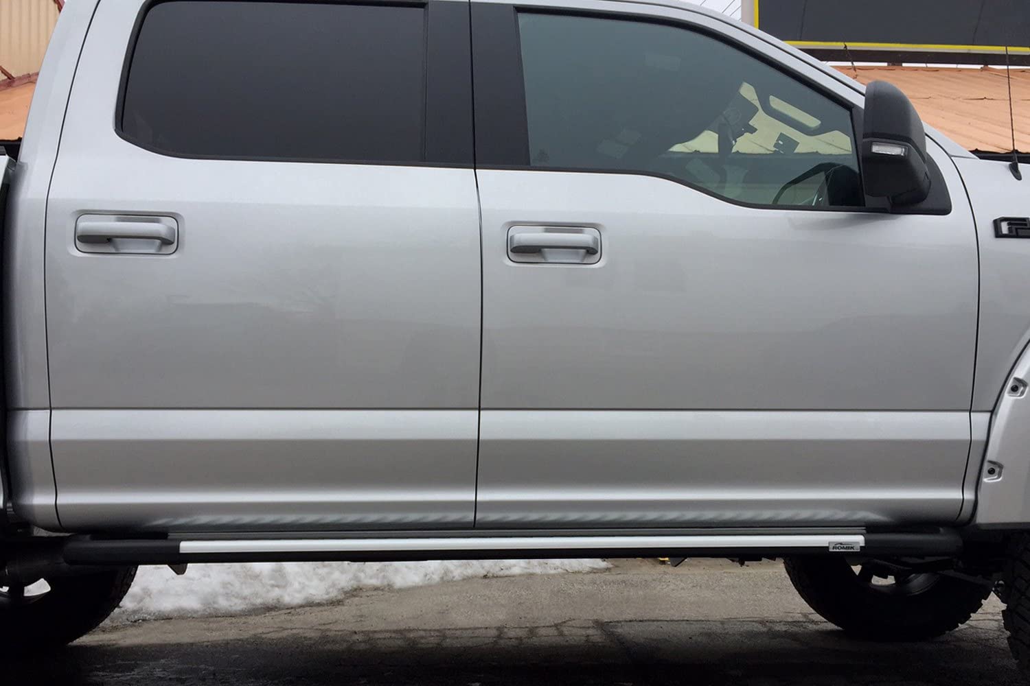 RAL-T Series ROMIK USA Cab Length Running Boards Silver 5.5"