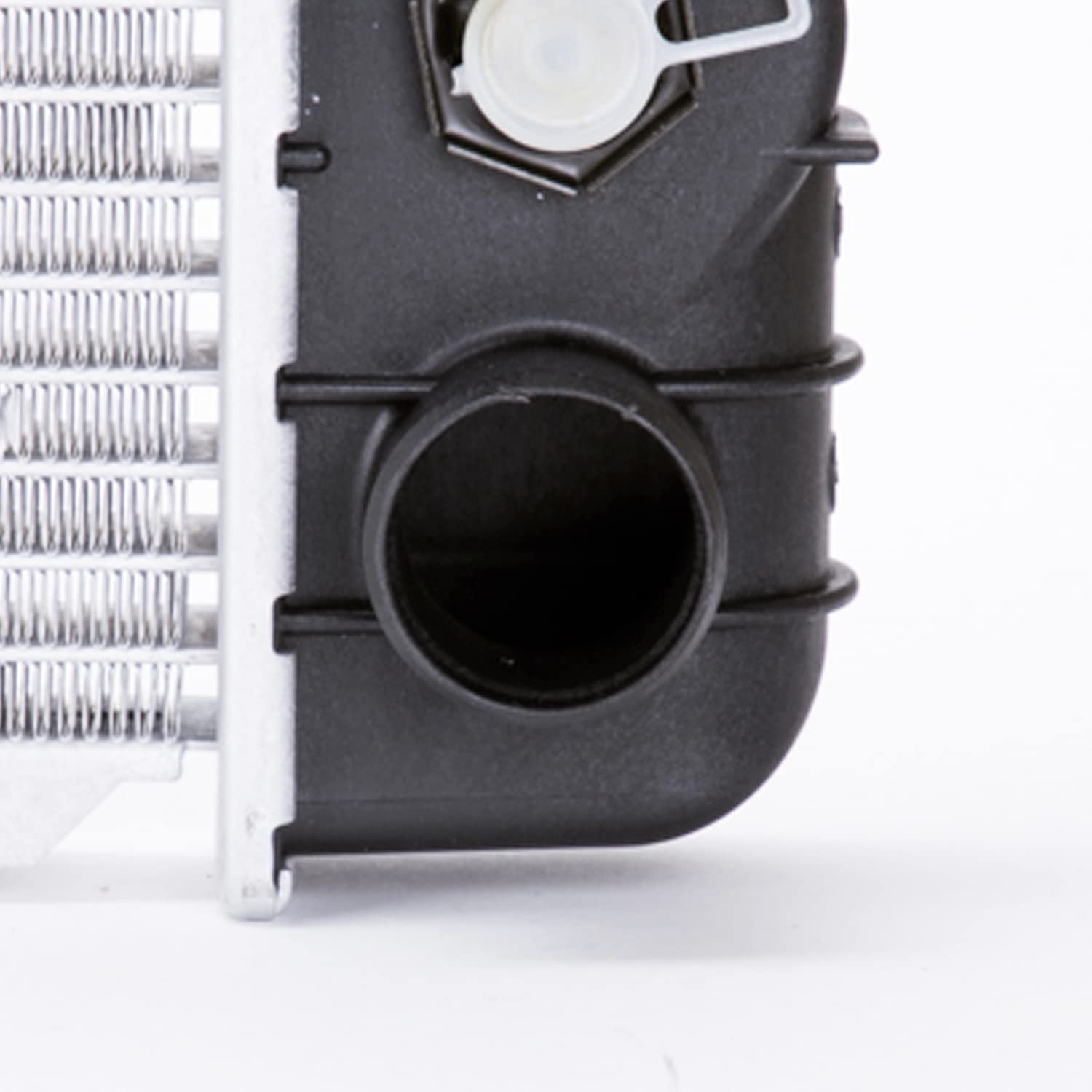 Radiator TYC Compatible with 1996-2002 Chevrolet Express Vans