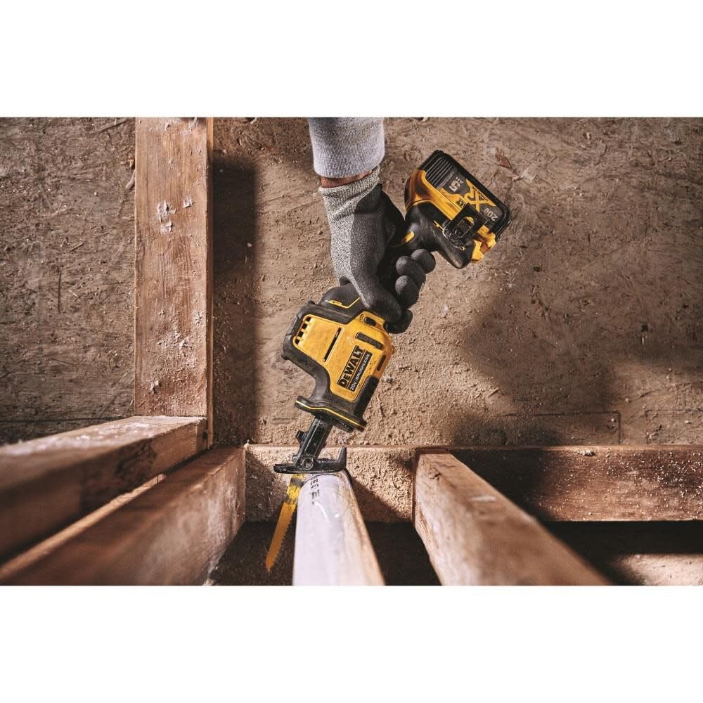 DEWALT Atomic DCS369P1 20V Max* Cordless One-Handed Reciprocating Saw Kit