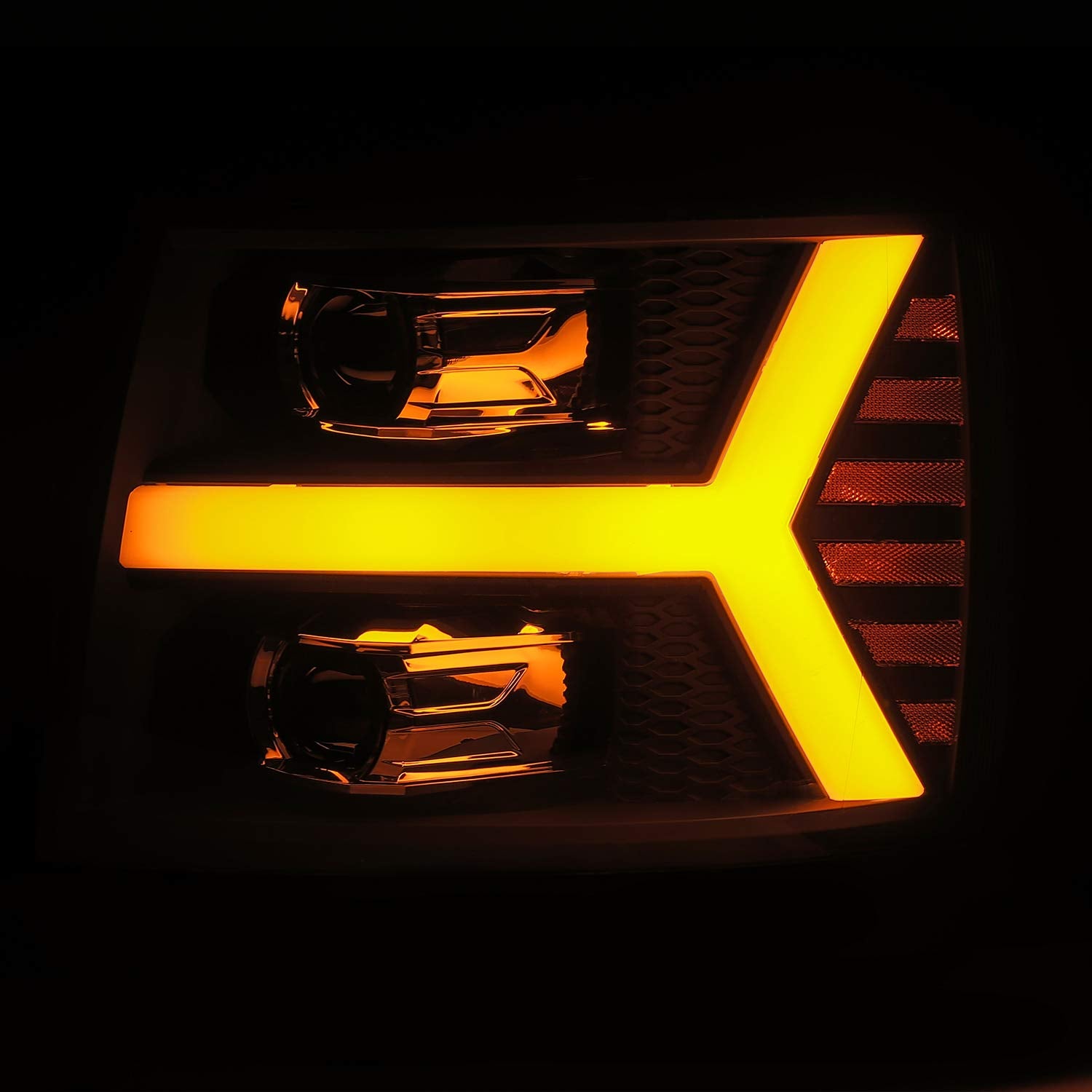 07-13 Chevy 1500HD AlphaRex (880206) PRO-Series Proj Headlight Plank Style Gloss Blk w/Activ Light/Seq Signal