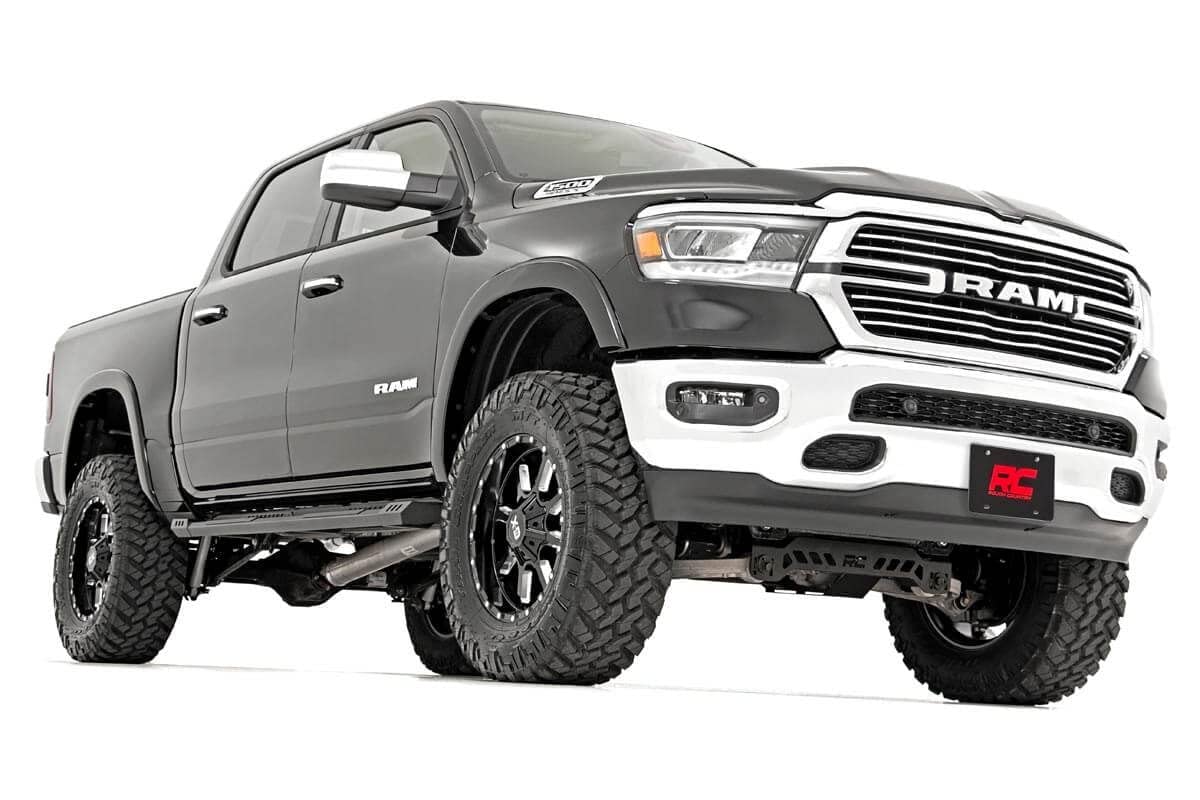 6" Lift Kit Rough Country w/M1 Struts for 2019-2024 Ram 1500 4WD - 33440
