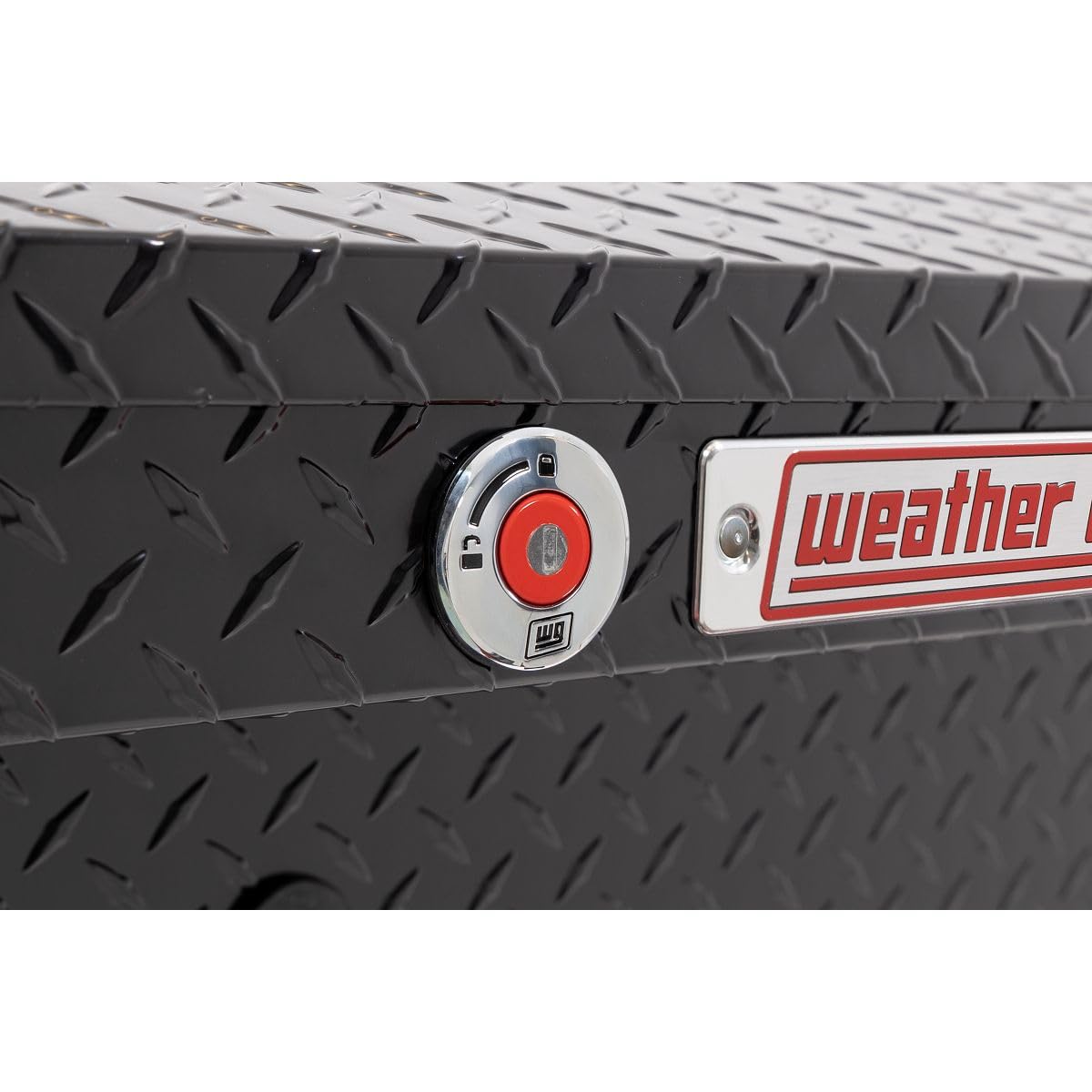 Weather Guard 41in Model 180-5-04 Low Profile Lo-Side Box, Aluminum, Gloss Black, 3.0 cu ft
