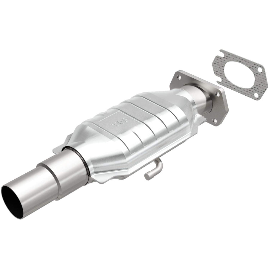 Catalytic Converter MagnaFlow 93439: Standard Grade, Direct-Fit (Federal/EPA Compliant)