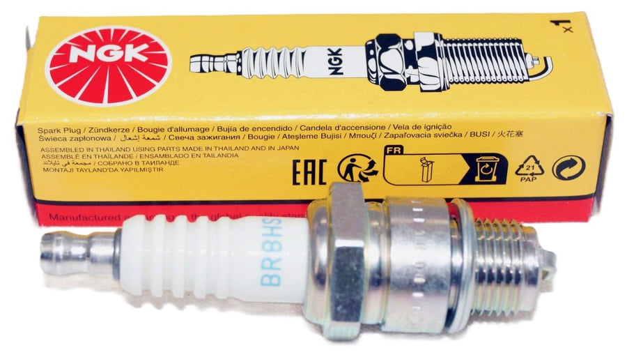 BR8HS NGK 4322 Standard Spark Plug (4 Pack)