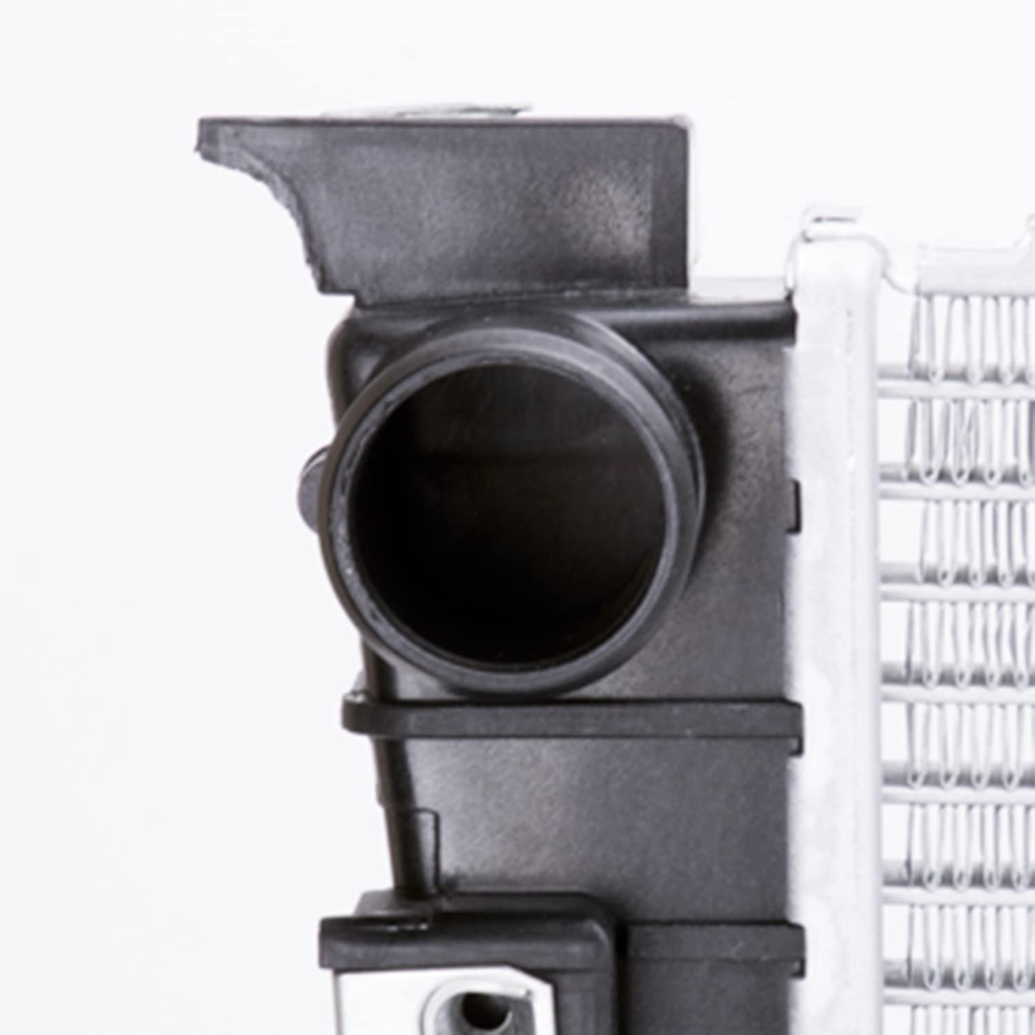 Radiator TYC Compatible with 1999-2003 Ford Windstar
