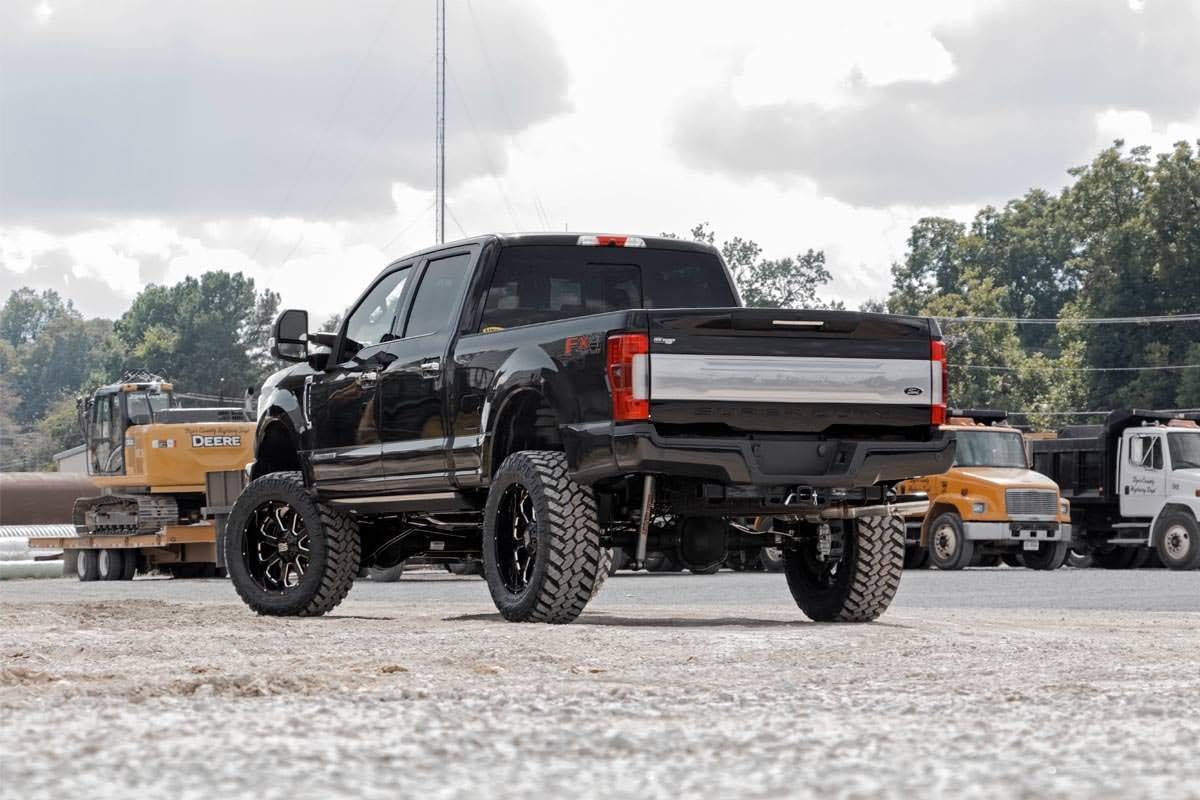 6" Lift Kit Rough Country for 2017-2022 Super Duty 4WD | Diesel - 51320